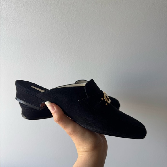Salvatore Ferragamo Women Black Suede Mules Size 7 Gold Hardware Gancini - Picture 2 of 5